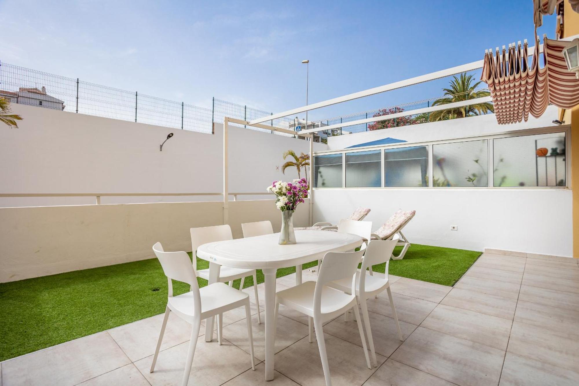 Family Home Near Ocean Los Cristianos Lovetenerife Arona  Exterior photo